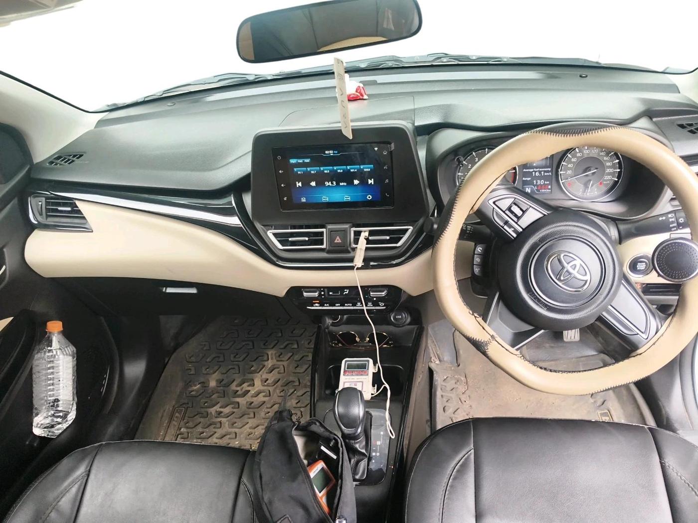 2025 Toyota Glanza G AMT, Petrol, Automatic, 13,842 km, interior
