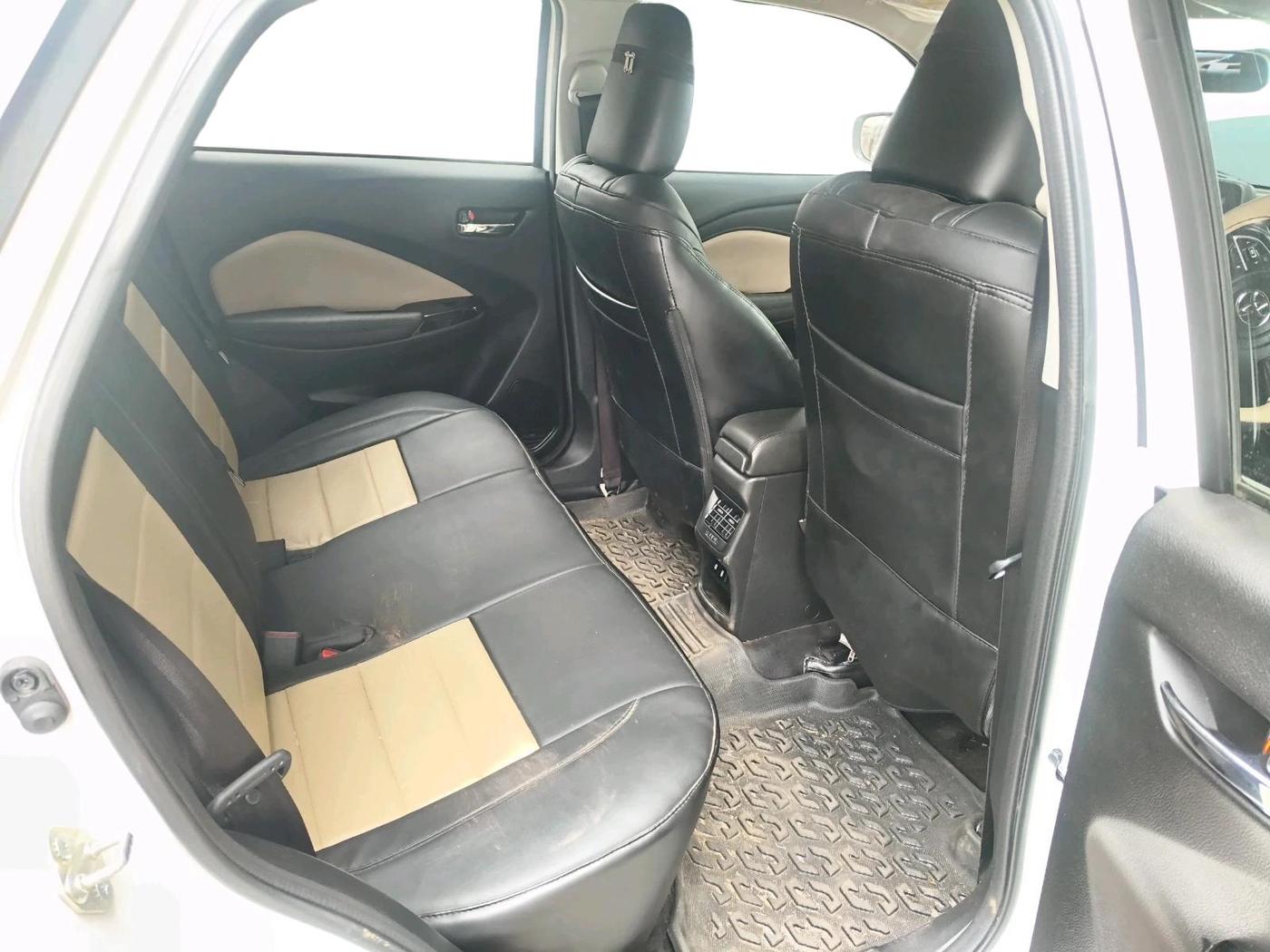 2025 Toyota Glanza G AMT, Petrol, Automatic, 13,842 km, interior