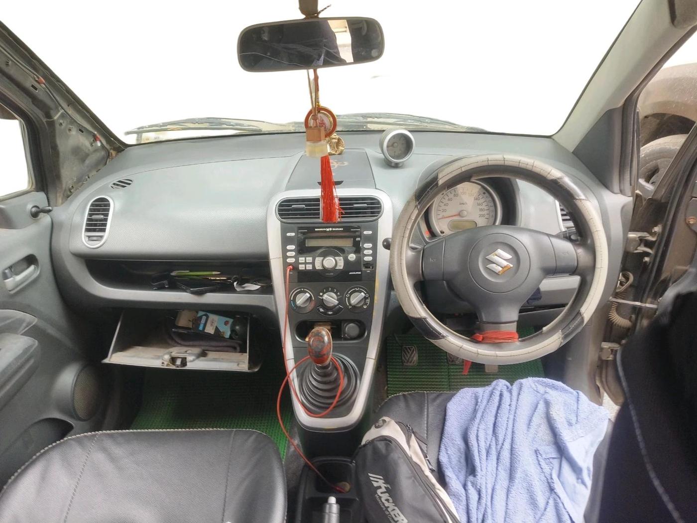 2011 Maruti Ritz VDI, Diesel, Manual, 78,695 km, interior
