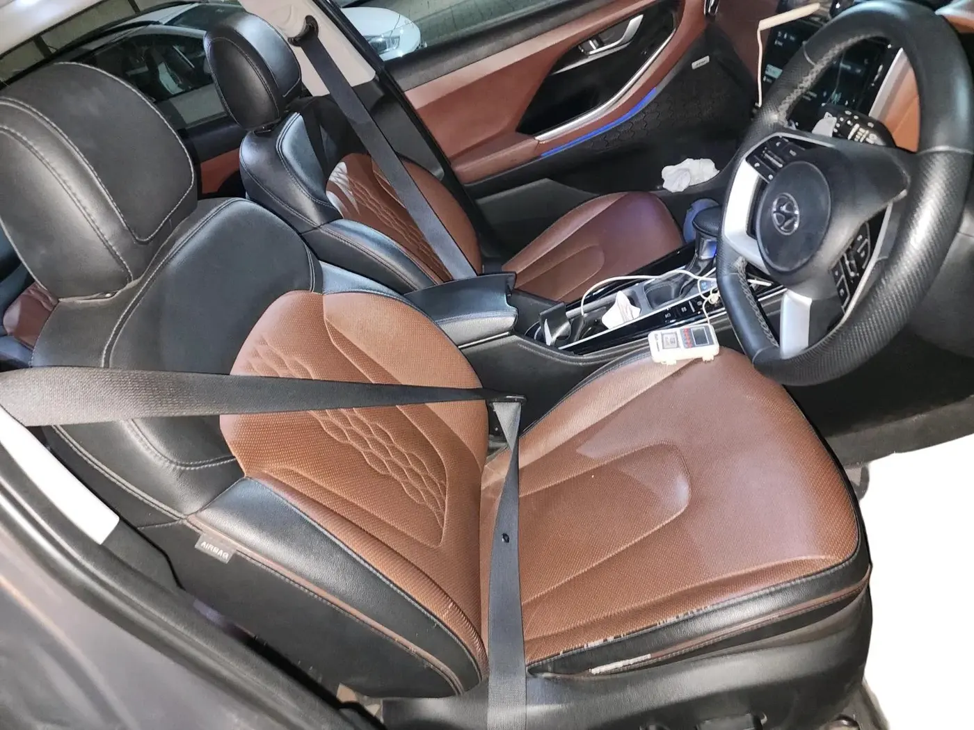 2021 Hyundai ALCAZAR PLATINUM (O) 6STR 2.0 AT, Petrol, Automatic, 54,128 km, interior