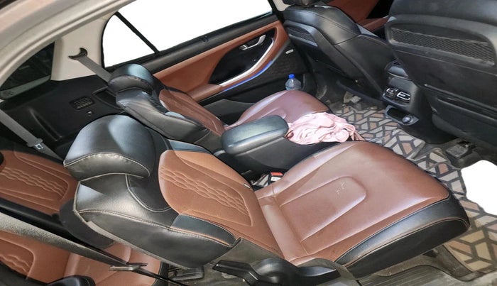 2021 Hyundai ALCAZAR PLATINUM (O) 6STR 2.0 AT, Petrol, Automatic, 54,128 km, interior