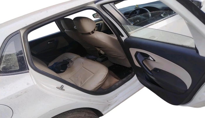 2012 Volkswagen Polo HIGHLINE1.2L, Petrol, Manual, 86,214 km, interior