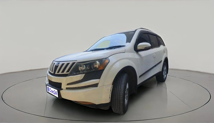 2014 Mahindra XUV500 W8, Diesel, Manual, 1,13,434 km, exterior