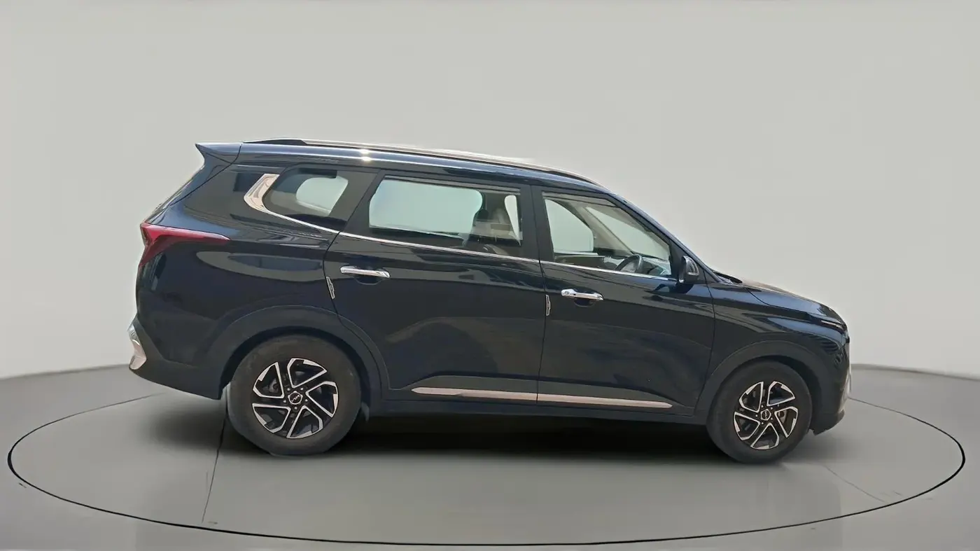 2022 KIA CARENS LUXURY PLUS 1.4 PETROL DCT 7 STR, Petrol, Automatic, 51,352 km, exterior
