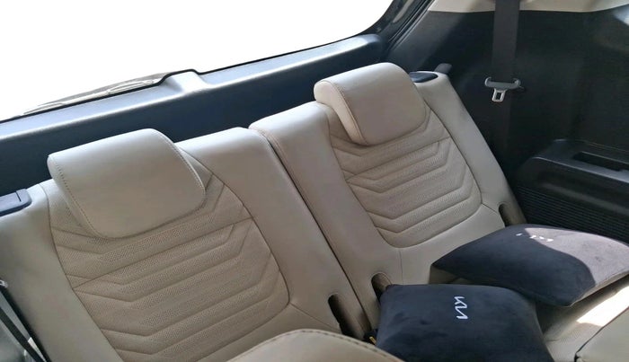 2022 KIA CARENS LUXURY PLUS 1.4 PETROL DCT 7 STR, Petrol, Automatic, 51,352 km, interior