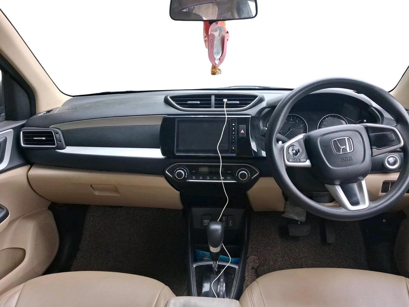 2021 Honda Amaze 1.2L I-VTEC VX CVT, Petrol, Automatic, 31,114 km, interior