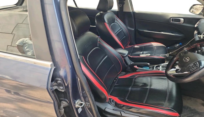 2019 Hyundai VENUE SX PLUS 1.0 TURBO DCT, Petrol, Automatic, 1,02,387 km, interior