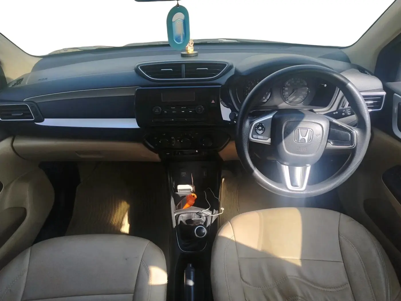 2022 Honda Amaze 1.2L I-VTEC S, Petrol, Manual, 27,480 km, interior