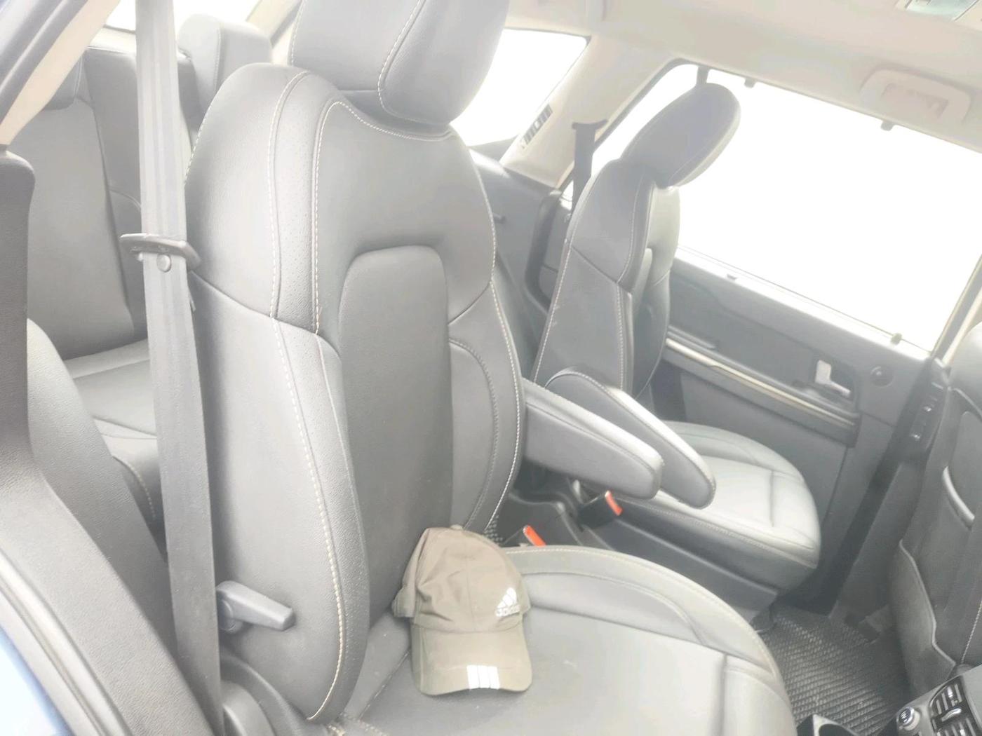 2018 Tata Hexa XT 4X2 6 STR, Diesel, Manual, 1,61,650 km, interior