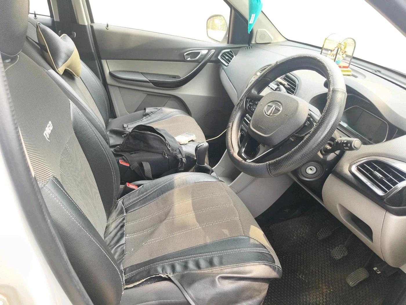 2019 Tata Tiago XZ PLUS PETROL, Petrol, Manual, 28,355 km, interior