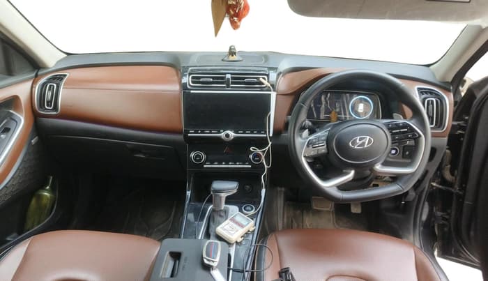 2023 Hyundai ALCAZAR PLATINUM(O) 7STR 1.5 AT, Diesel, Automatic, 1,73,486 km, interior
