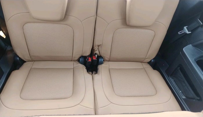 2025 Tata Safari Adventure X Plus 7 STR AT, Diesel, Automatic, 5,181 km, interior