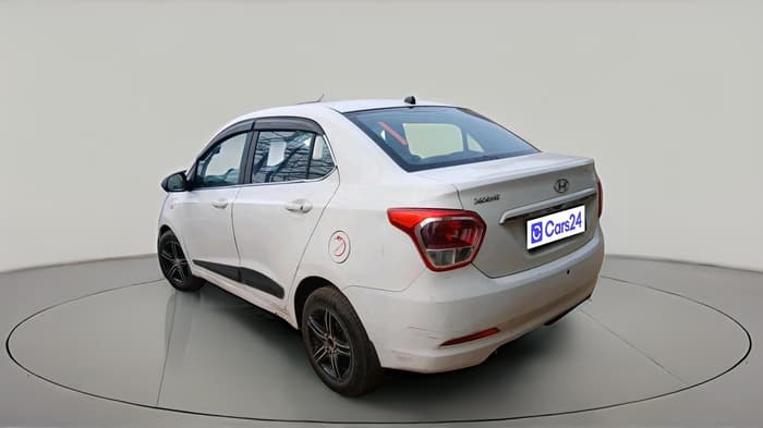 2016 Hyundai Xcent BASE 1.2, CNG, Manual, 1,16,142 km, exterior