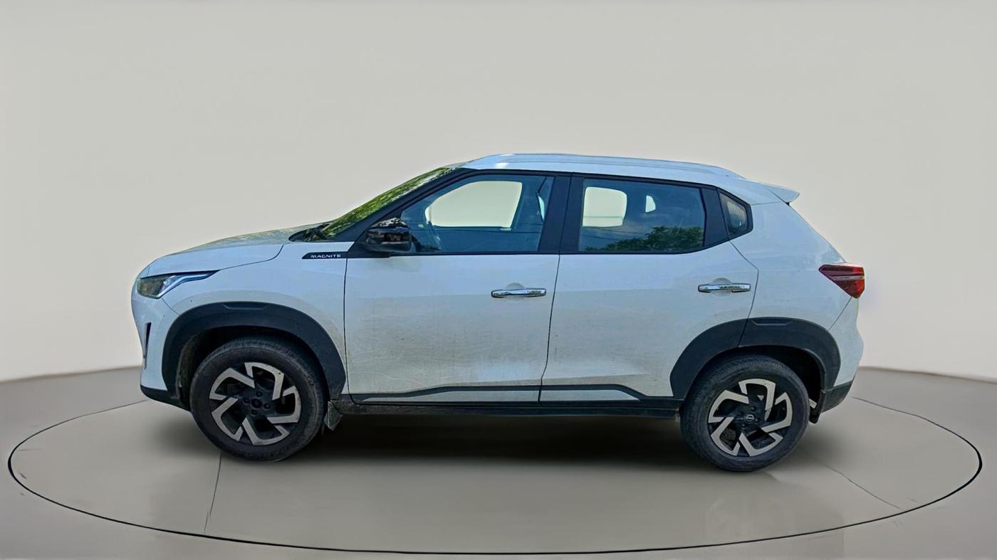 2022 Nissan MAGNITE XV MT, Petrol, Manual, 41,172 km, exterior