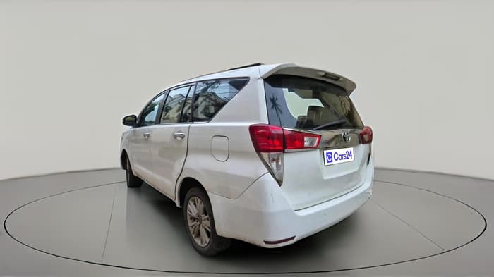 2016 Toyota Innova Crysta 2.8 ZX AT 7 STR, Diesel, Automatic, 1,22,722 km, exterior