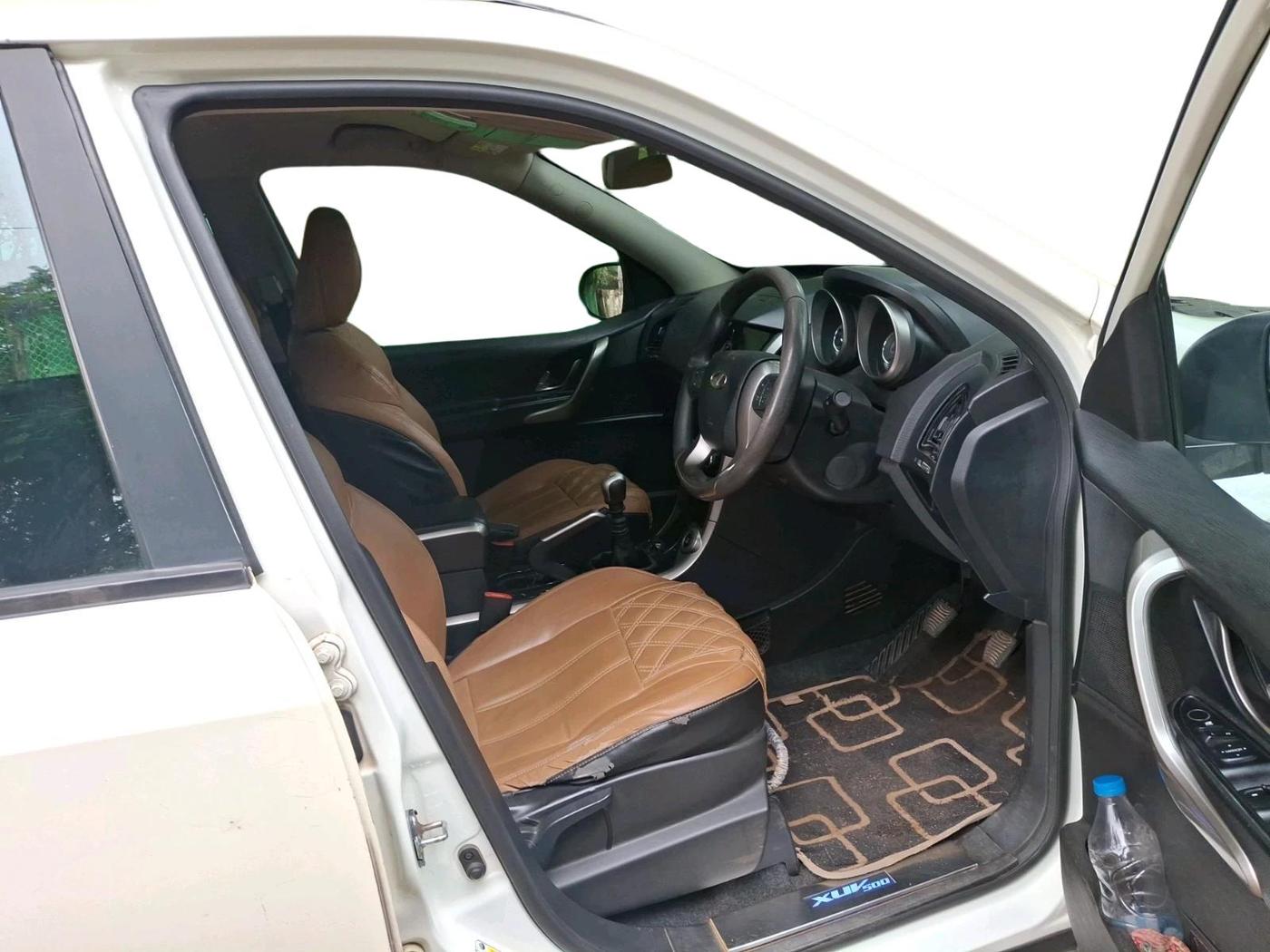 2019 Mahindra XUV500 W7, Diesel, Manual, 1,58,508 km, interior