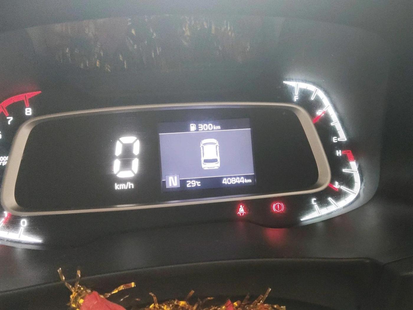 2021 KIA SONET HTX 1.0 IMT, Petrol, Manual, 40,844 km, interior