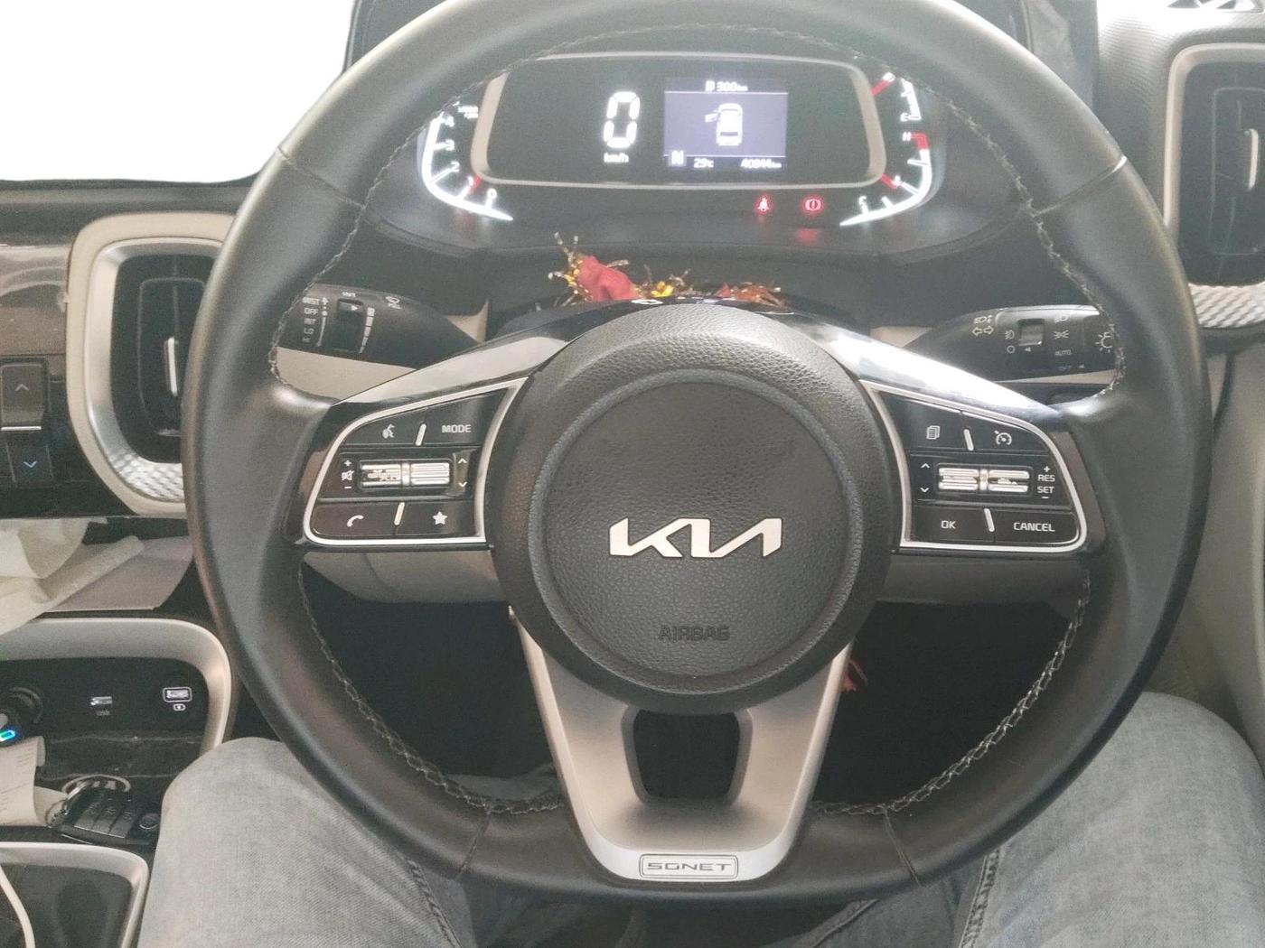 2021 KIA SONET HTX 1.0 IMT, Petrol, Manual, 40,844 km, interior