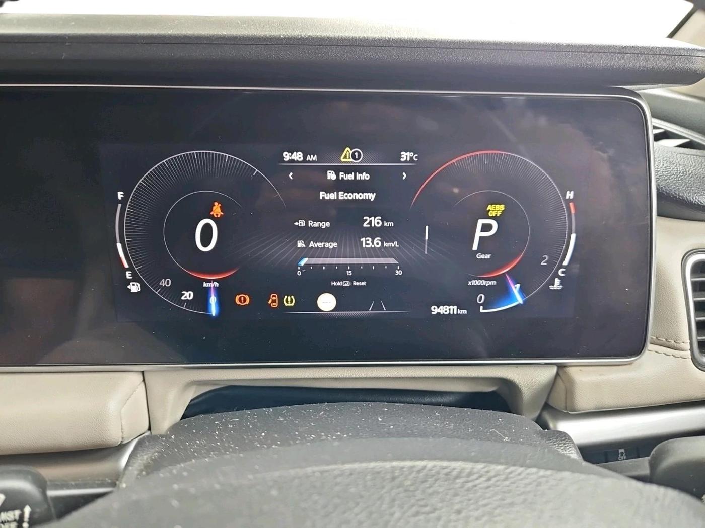 2021 Mahindra XUV700 AX 7 LUXURY D AT 7 STR, Diesel, Automatic, 94,811 km, interior
