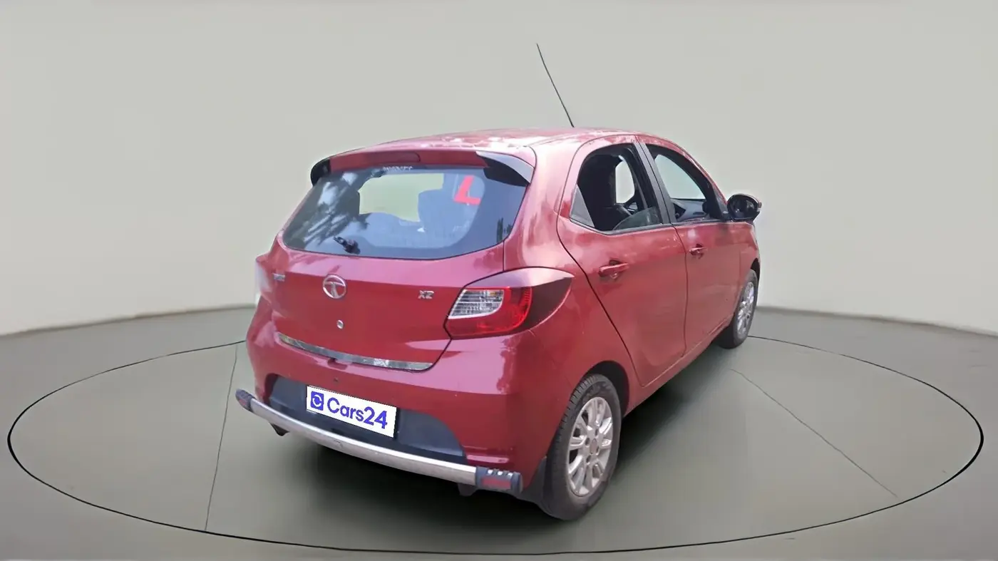 2017 Tata Tiago XZ PETROL, Petrol, Manual, 68,495 km, exterior