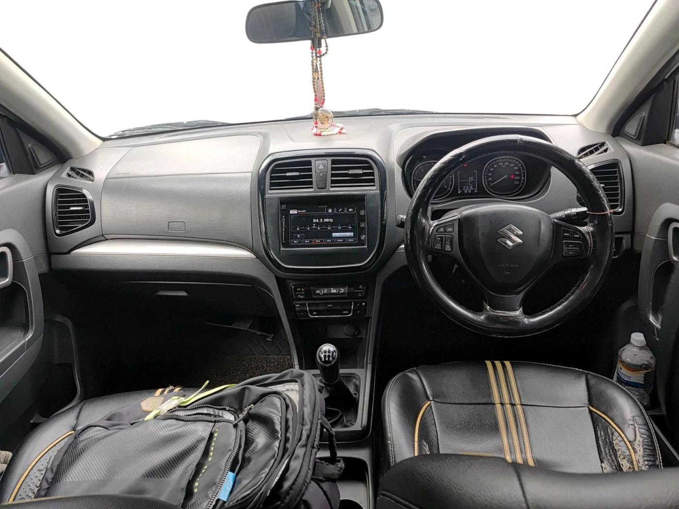 2017 Maruti Vitara Brezza ZDI PLUS, Diesel, Manual, 1,31,618 km, interior