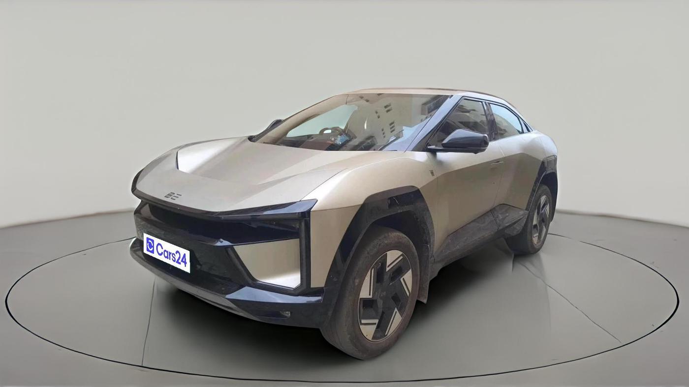 2025 BYD E6 GL, Electric, Automatic, 41,523 km, exterior