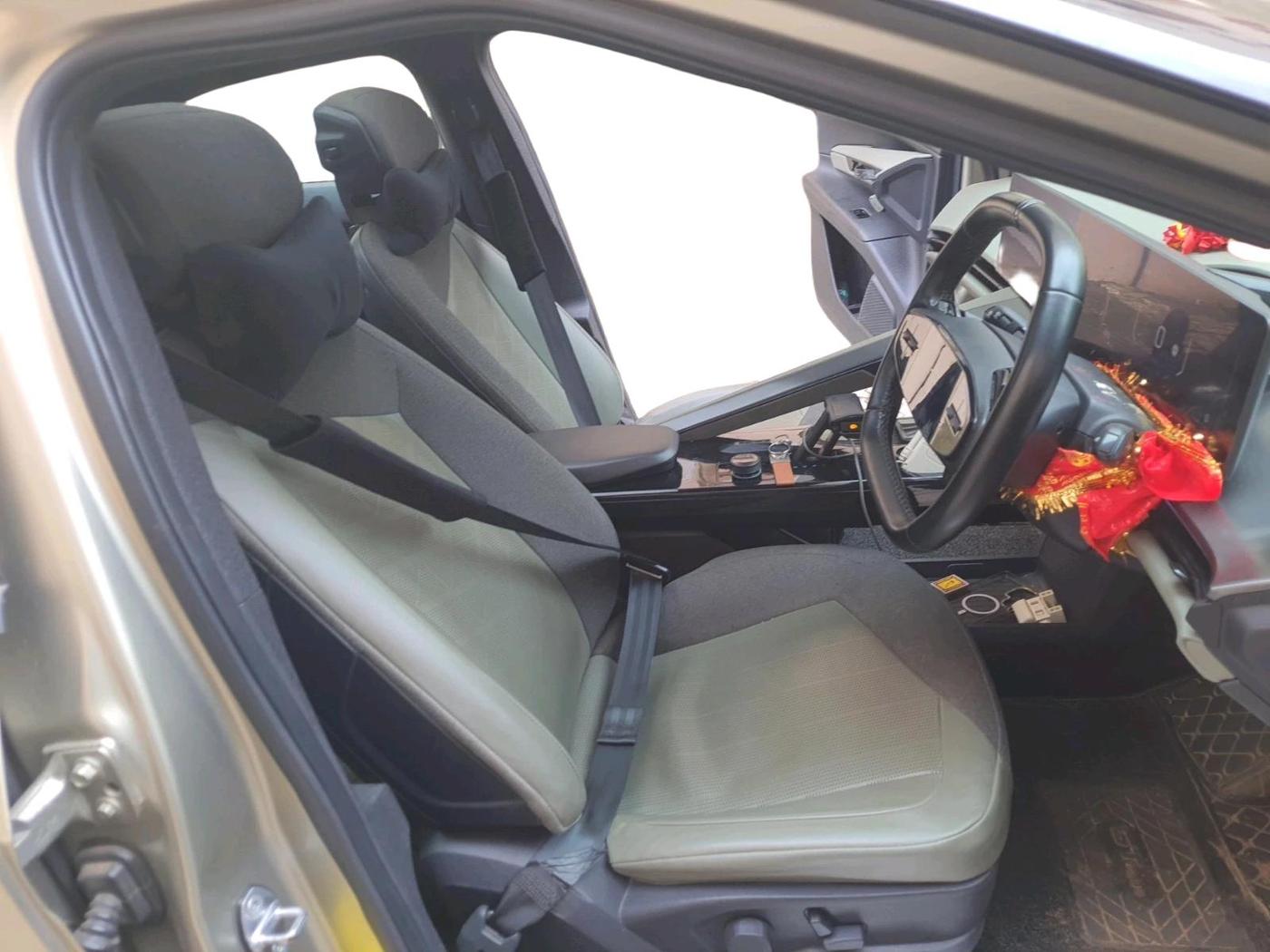 2025 BYD E6 GL, Electric, Automatic, 41,523 km, interior