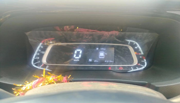 2022 KIA SONET HTK PLUS 1.0 IMT, Petrol, Manual, 43,500 km, interior