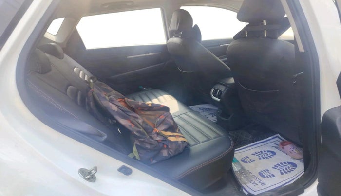 2022 KIA SONET HTK PLUS 1.0 IMT, Petrol, Manual, 43,500 km, interior