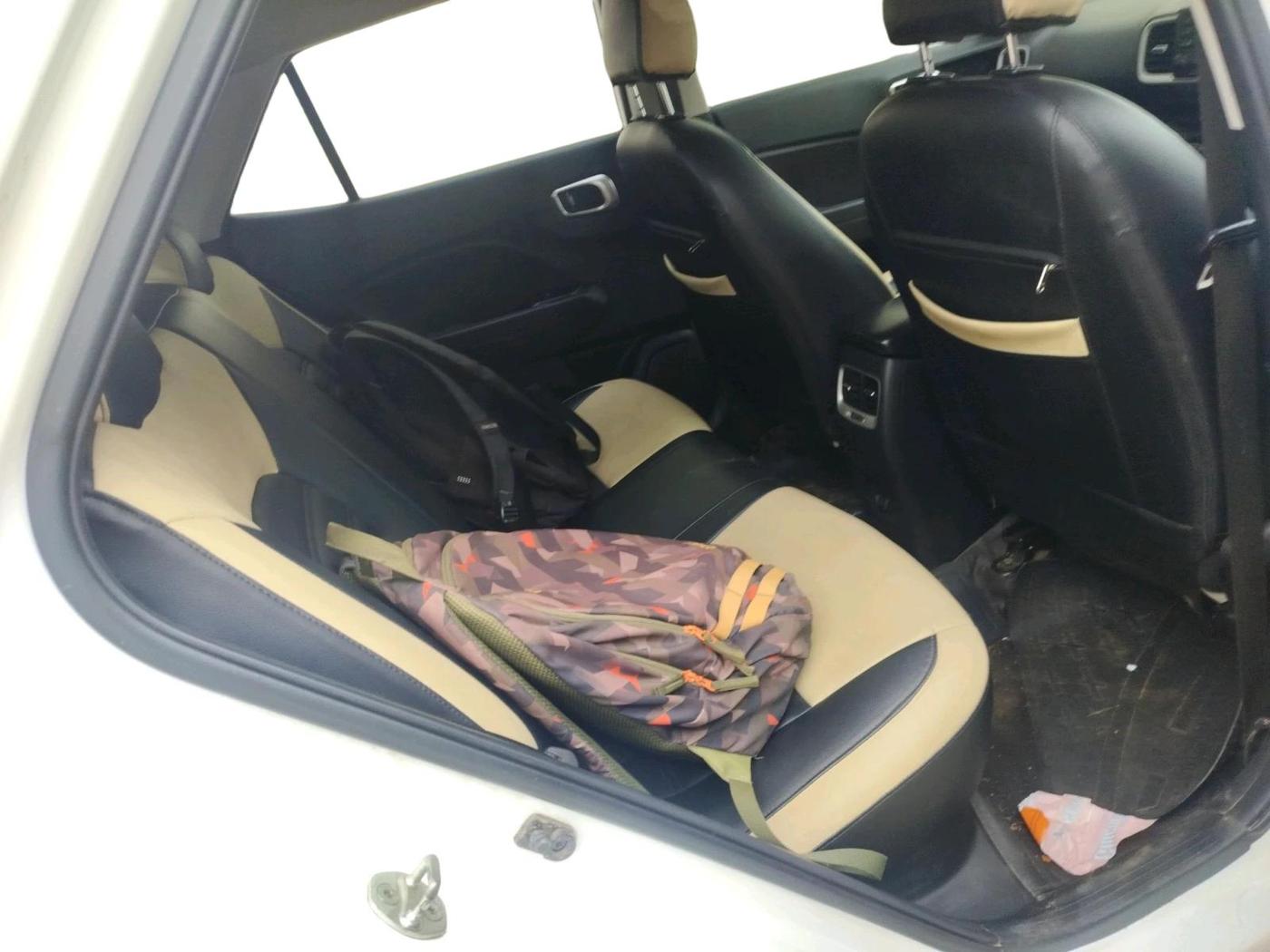 2021 Hyundai VENUE S 1.2, Petrol, Manual, 92,617 km, interior