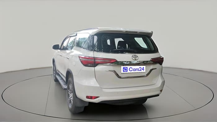 2022 Toyota Fortuner 4X2 AT 2.8 DIESEL, Diesel, Automatic, 45,845 km, exterior
