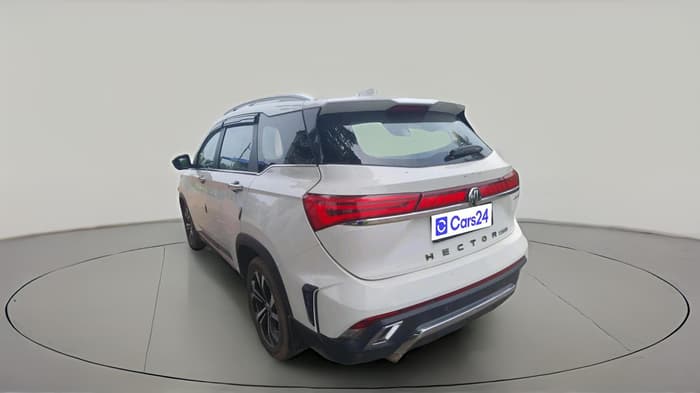 2023 MG HECTOR PLUS SAVVY PRO 1.5 TURBO CVT 7 STR, Petrol, Automatic, 22,794 km, exterior