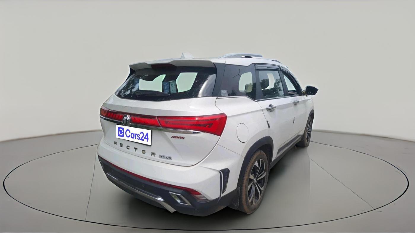2023 MG HECTOR PLUS SAVVY PRO 1.5 TURBO CVT 7 STR, Petrol, Automatic, 22,794 km, exterior