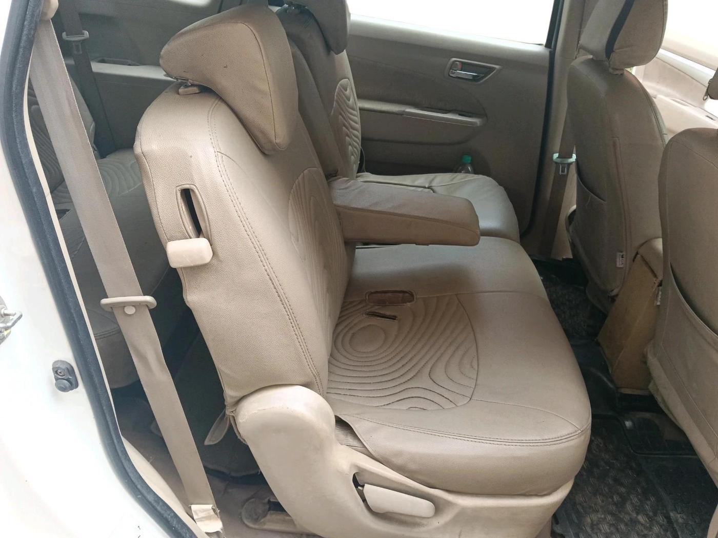2015 Maruti Ertiga VDI, Diesel, Manual, 1,69,441 km, interior