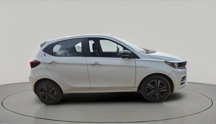 2024 Tata Tiago XZA PLUS DUAL TONE PETROL, Petrol, Automatic, 11,000 km, exterior