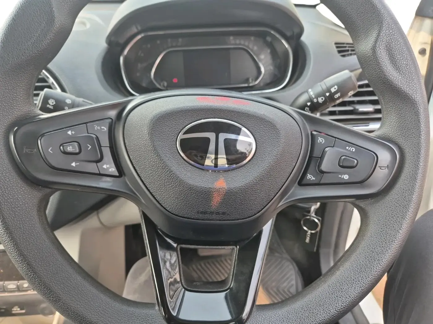 2024 Tata Tiago XZA PLUS DUAL TONE PETROL, Petrol, Automatic, 11,000 km, interior