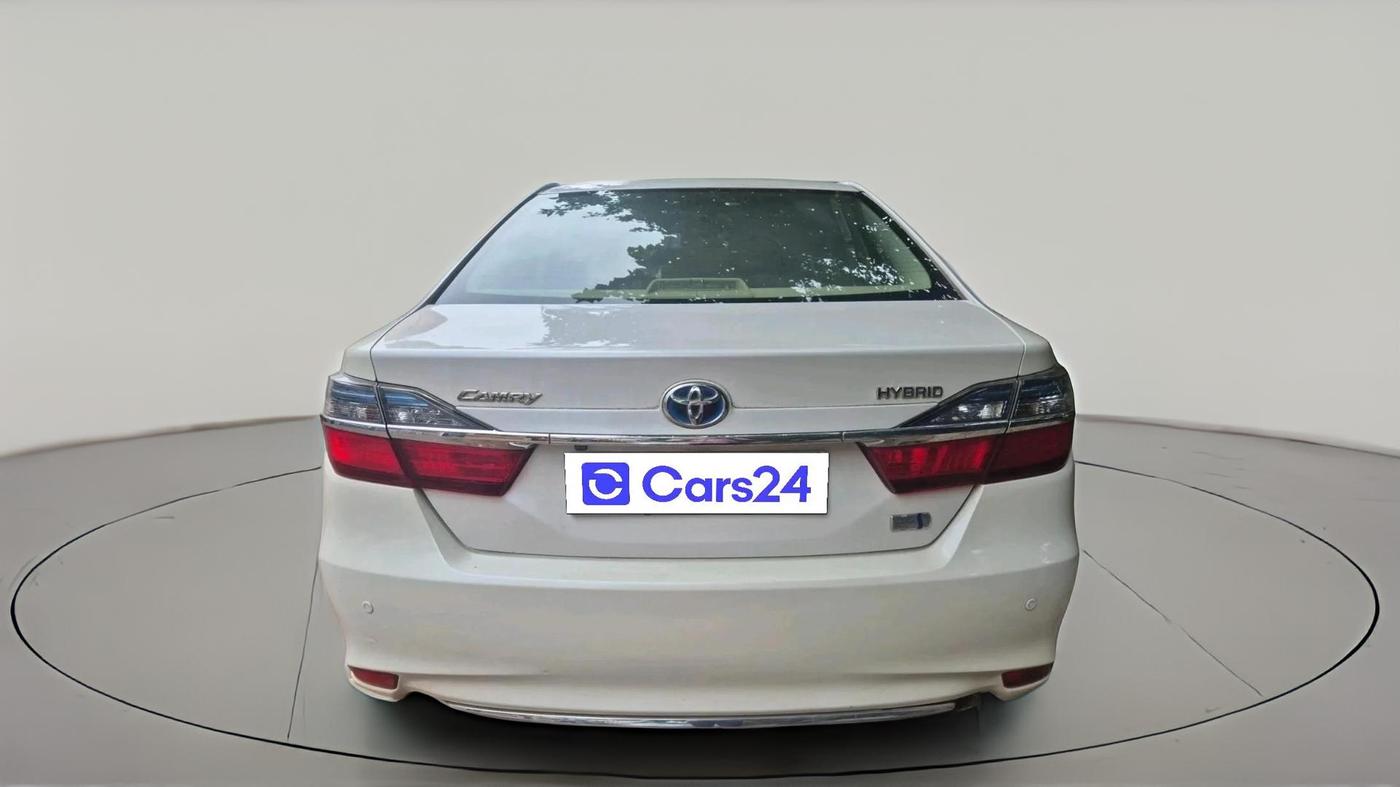 2016 Toyota Camry HYBRID, Hybrid, Automatic, 2,10,675 km, exterior