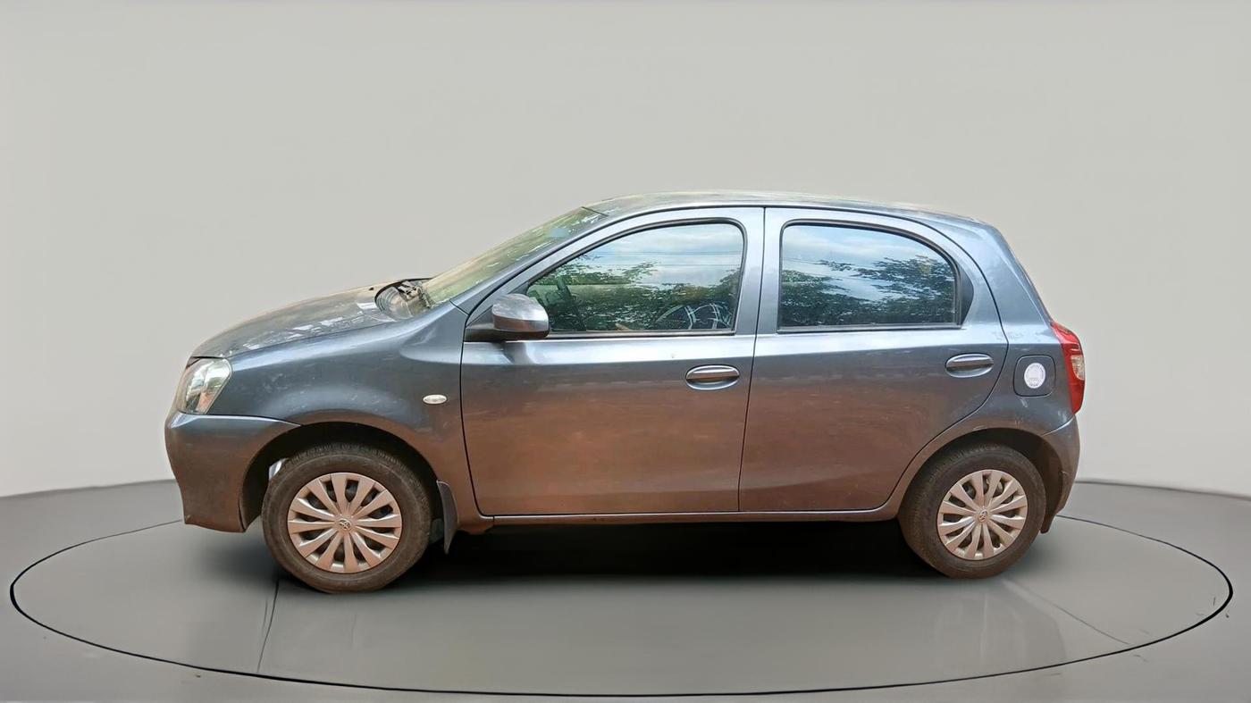 2016 Toyota Etios Liva G, Petrol, Manual, 89,270 km, exterior