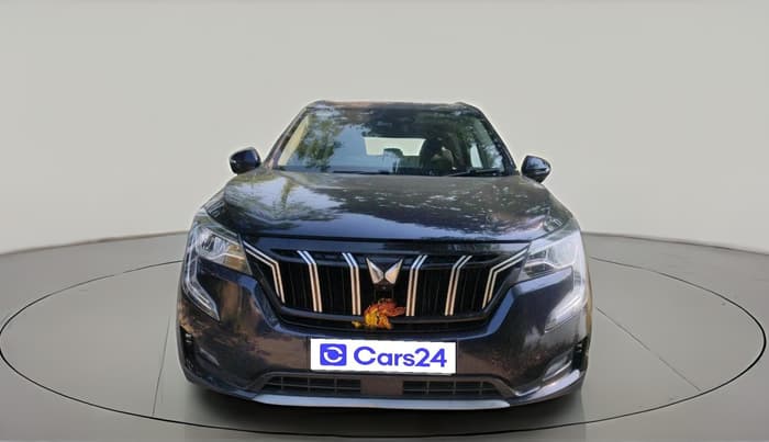 2022 Mahindra XUV700 AX 7 LUXURY D AT 7 STR, Diesel, Automatic, 98,527 km, exterior