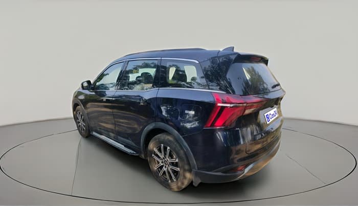 2022 Mahindra XUV700 AX 7 LUXURY D AT 7 STR, Diesel, Automatic, 98,527 km, exterior