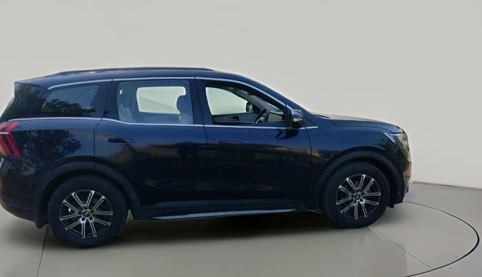 2022 Mahindra XUV700 AX 7 LUXURY D AT 7 STR, Diesel, Automatic, 98,527 km, exterior