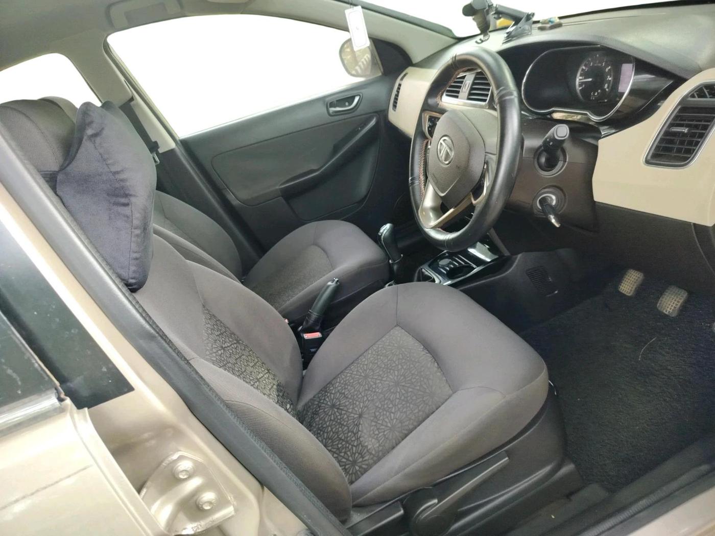 2015 Tata Zest XT PETROL, Petrol, Manual, 65,905 km, interior