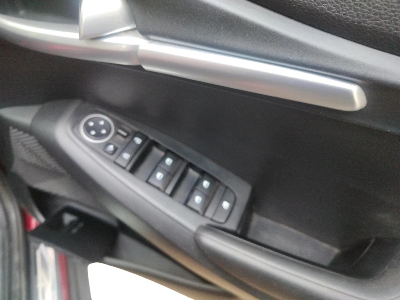 2020 KIA SELTOS HTK PLUS 1.5, Petrol, Manual, 63,500 km, interior
