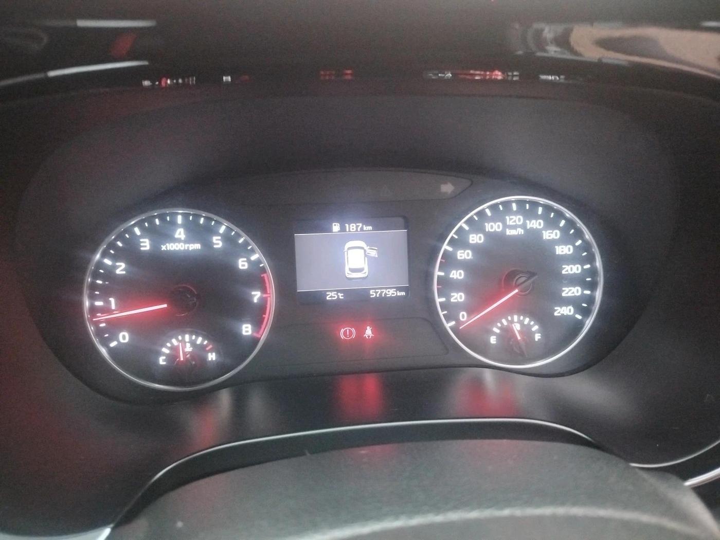 2020 KIA SELTOS HTK PLUS 1.5, Petrol, Manual, 63,500 km, interior