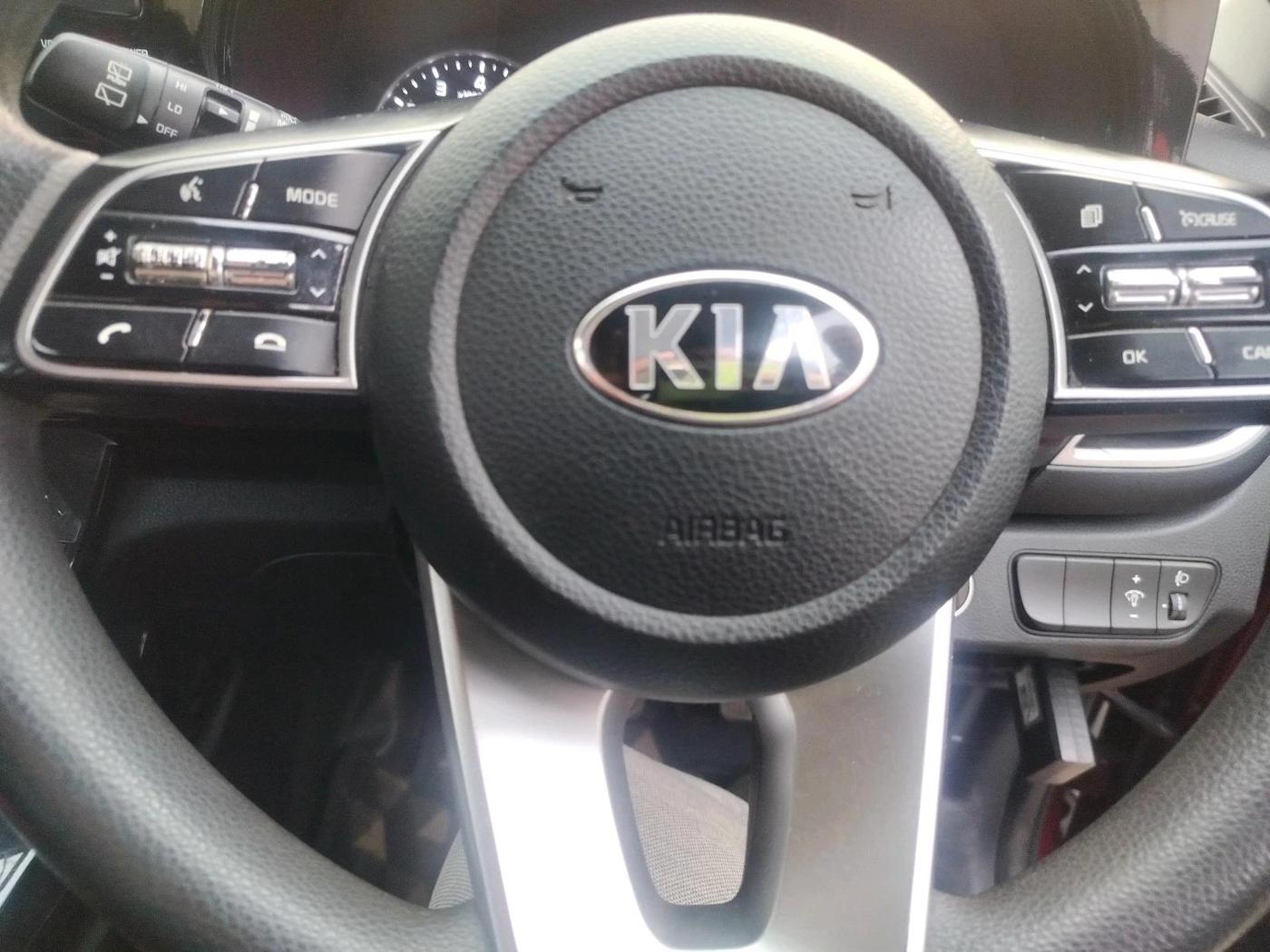 2020 KIA SELTOS HTK PLUS 1.5, Petrol, Manual, 63,500 km, interior
