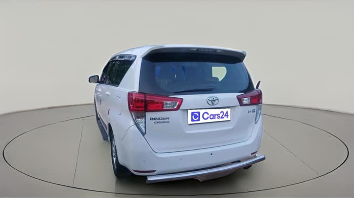 2020 Toyota Innova Crysta 2.4 G 8 STR, Diesel, Manual, 26,731 km, exterior