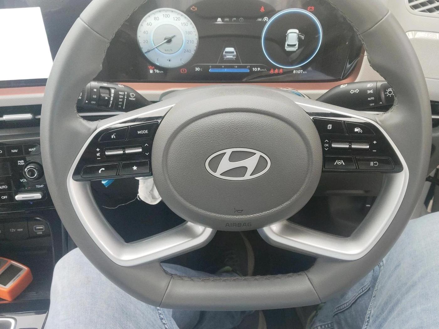 2024 Hyundai Creta SX (O) 1.5 PETROL, Petrol, Manual, 8,107 km, interior