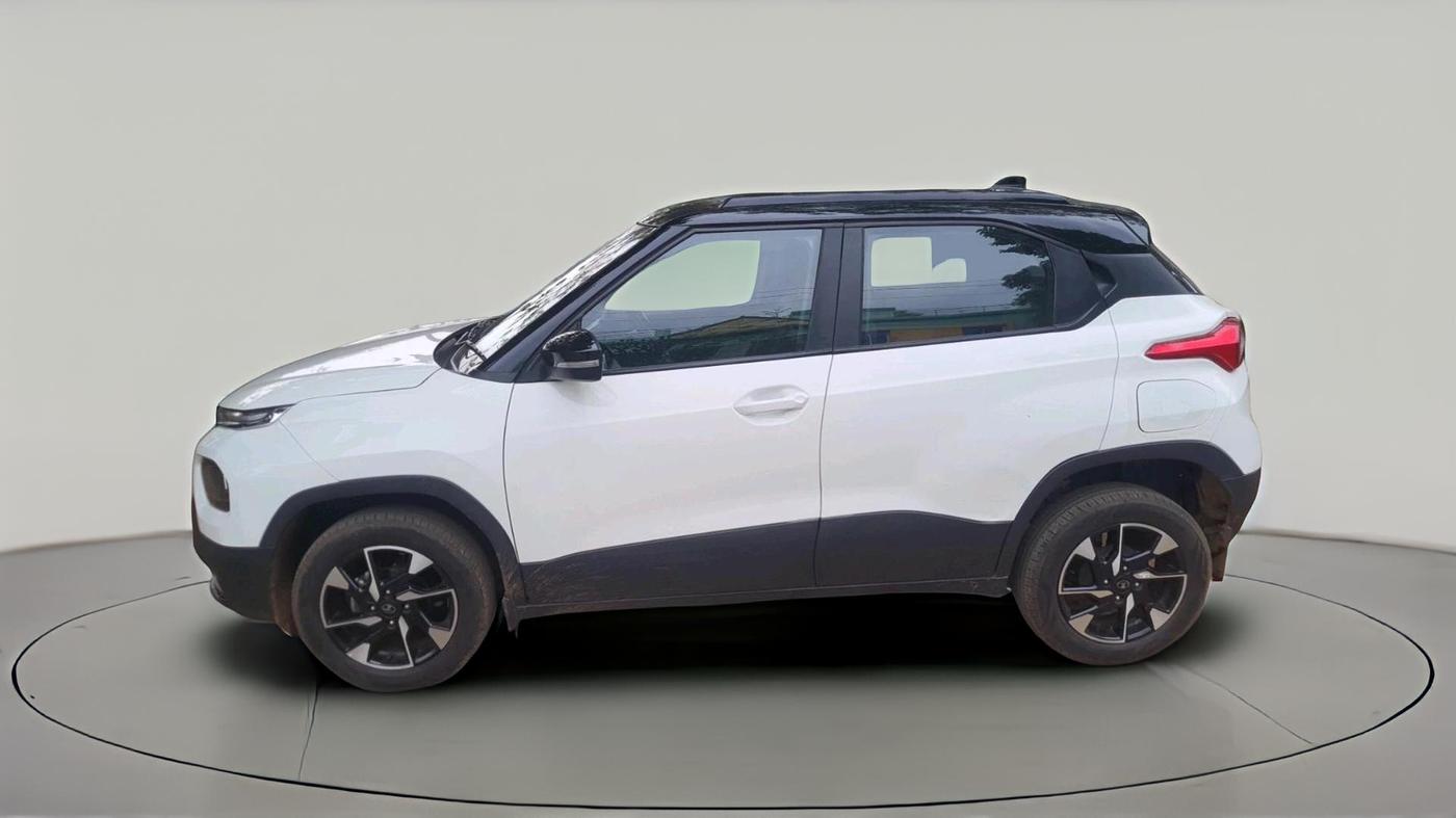 2024 Tata PUNCH Creative Plus (S) AMT, Petrol, Automatic, 28,384 km, exterior