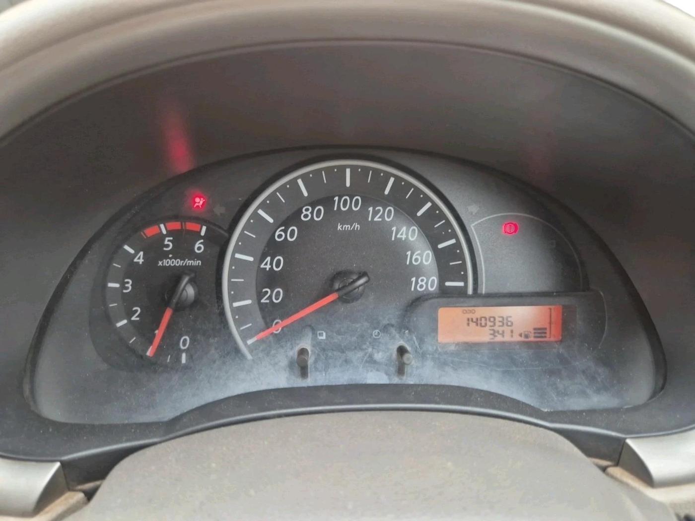 2012 Nissan Micra XV DIESEL, Diesel, Manual, 1,40,936 km, interior