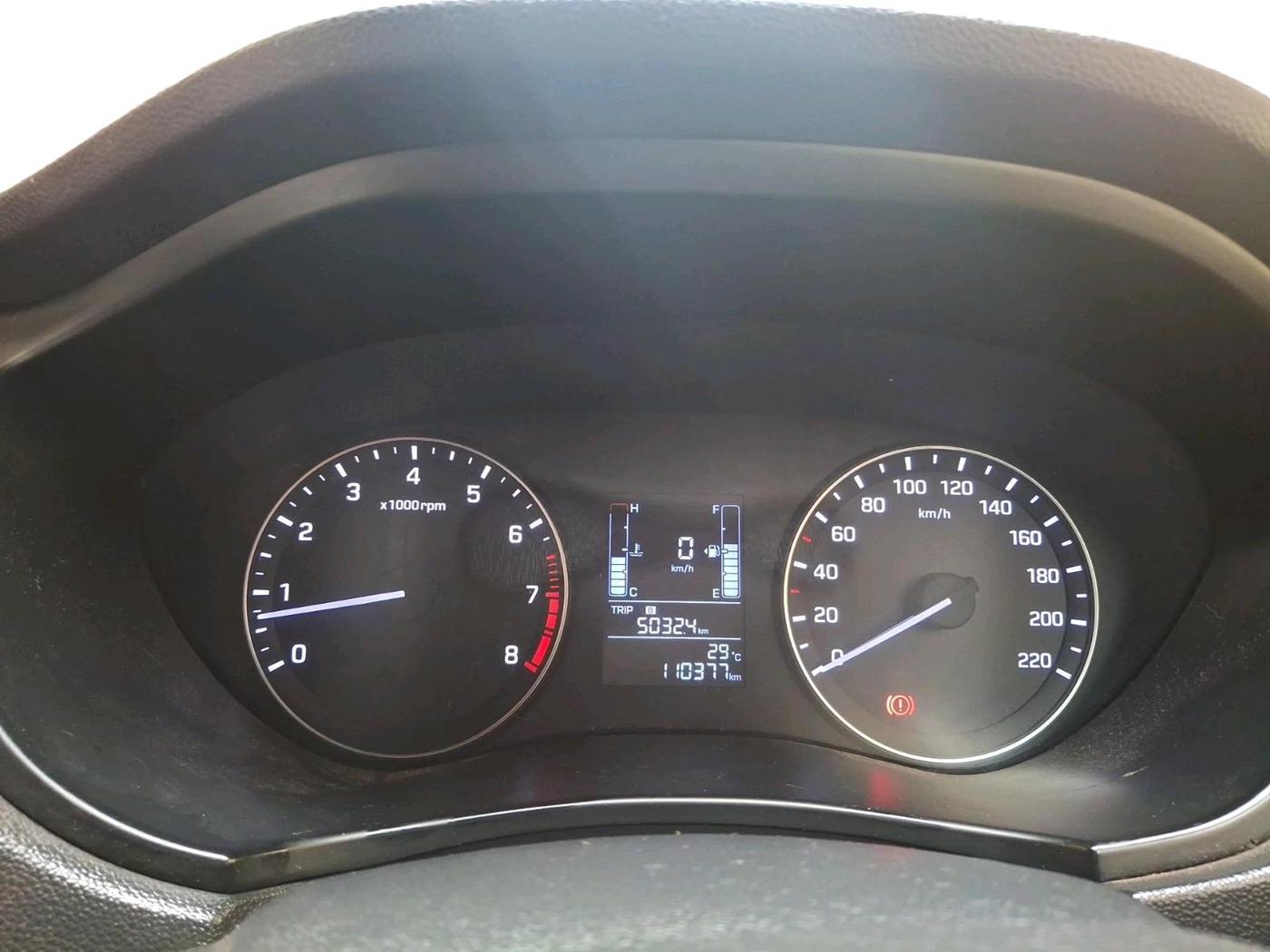 2017 Hyundai i20 Active 1.2 S, Petrol, Manual, 1,10,377 km, interior